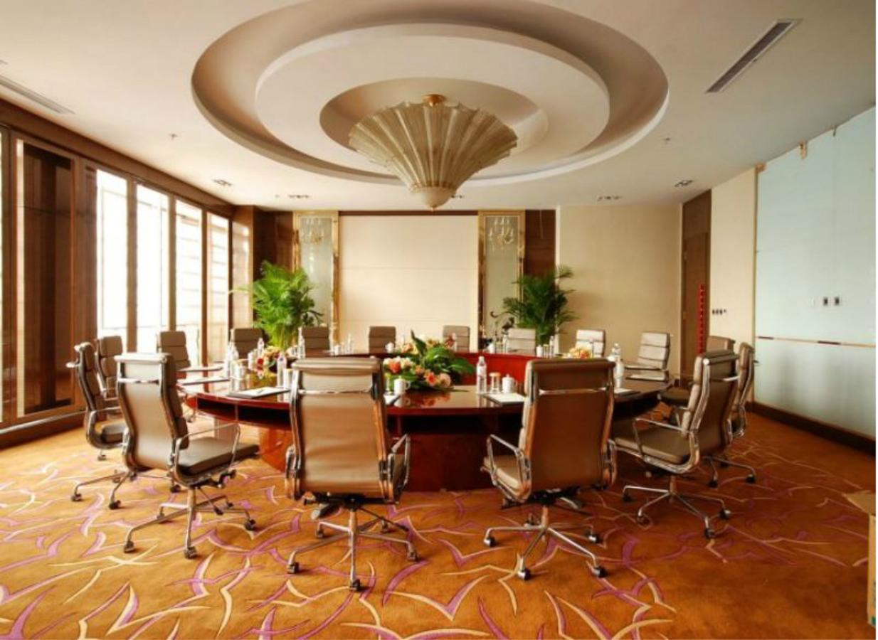 Inzone Garland Hotel Jinan Buitenkant foto