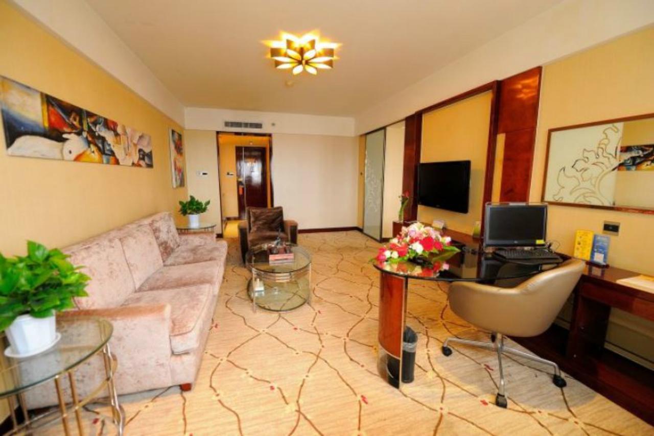 Inzone Garland Hotel Jinan Buitenkant foto